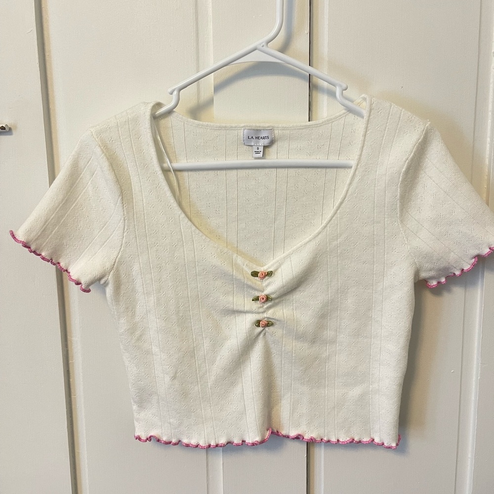 La Hearts Ivory Crop Top with Pink Edging